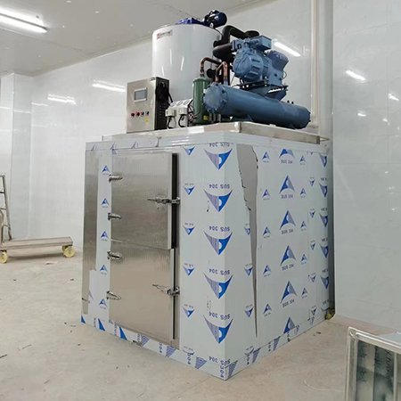 5吨片冰机和5吨管冰机交付惠州某食品厂使用