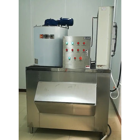 1吨片冰机交付河北某食品厂